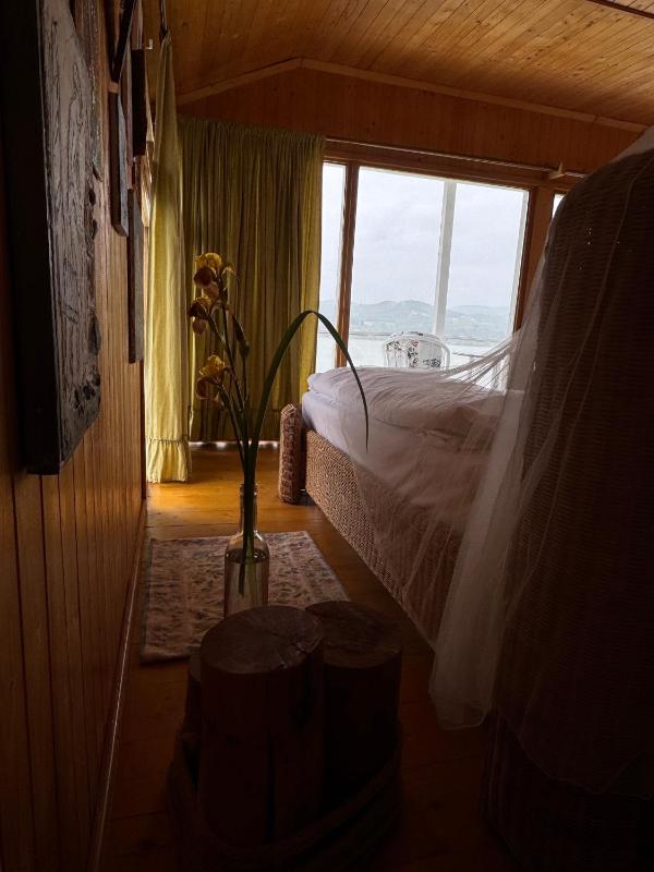 Bungalow image 2