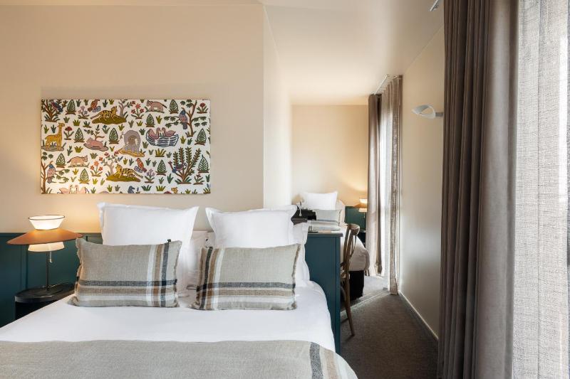 Triple Room (3 Adults) image 1