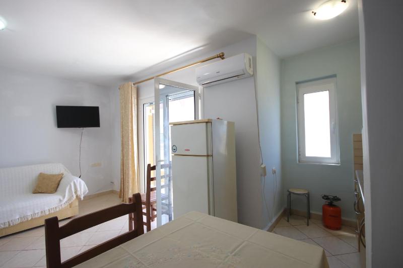 Harry Apartment - image 7