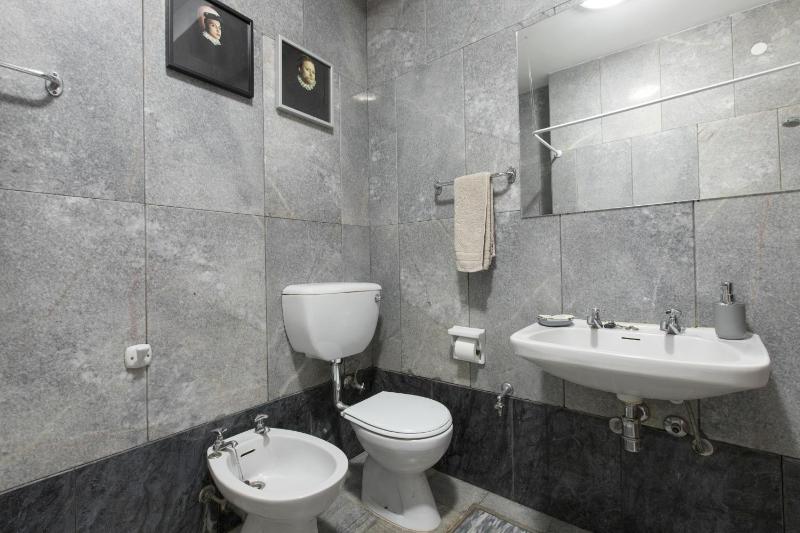 LV Premier Apartments Clerigos-RE2 - image 12
