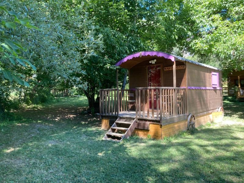 Standard Triple Room image 1