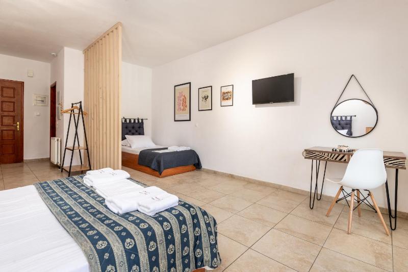 Studio Apartment image 4