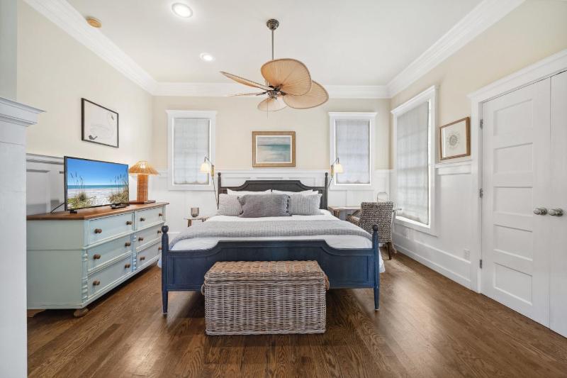 67 Wiggle Lane - Rosemary Beach - Steps to Tennis Courts Beach Pools! - image 18