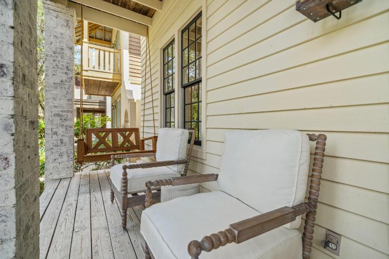 67 Wiggle Lane - Rosemary Beach - Steps to Tennis Courts Beach Pools! - image 3