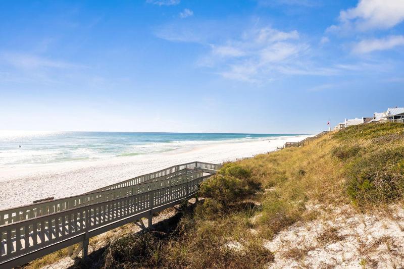 67 Wiggle Lane - Rosemary Beach - Steps to Tennis Courts Beach Pools! - image 33