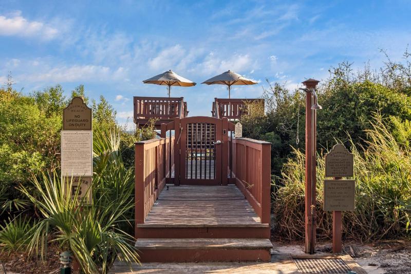 67 Wiggle Lane - Rosemary Beach - Steps to Tennis Courts Beach Pools! - image 28