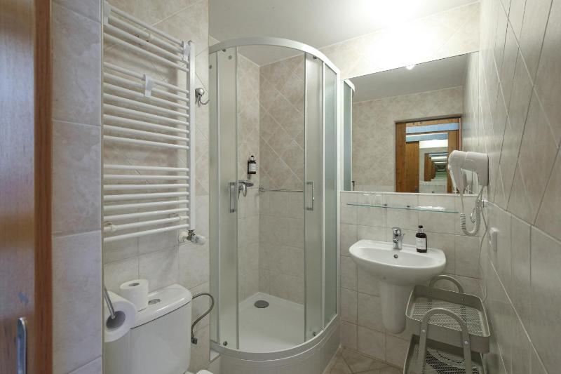 Single Room with Balcony image 4