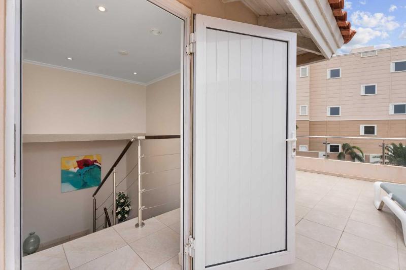 Eagle Beach-Private pool-Outdoor Deluxe townhome11 - image 4