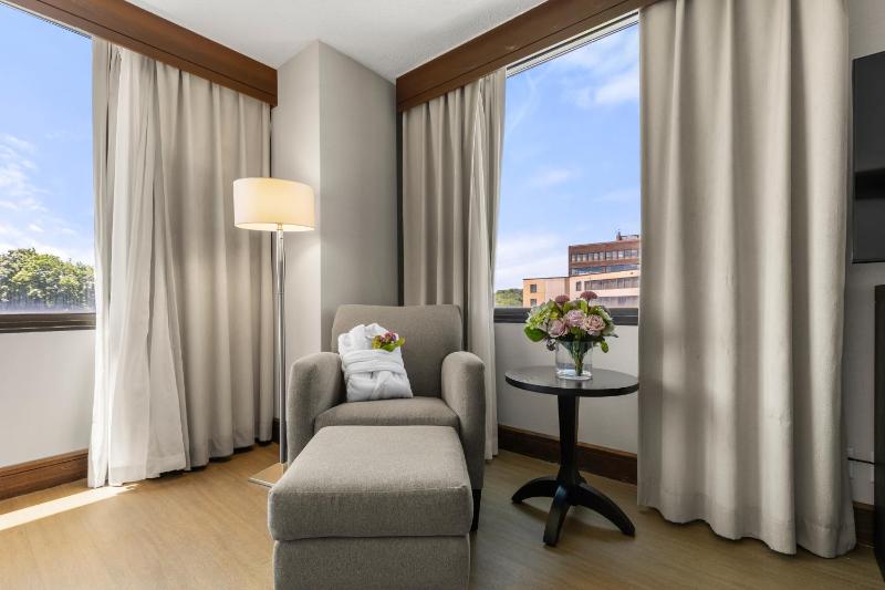 Suite with Two Double Beds - Non-Smoking image 2