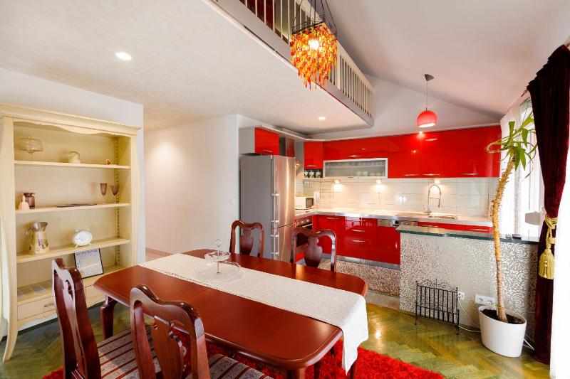 Amigo Comfort Apartments - image 9