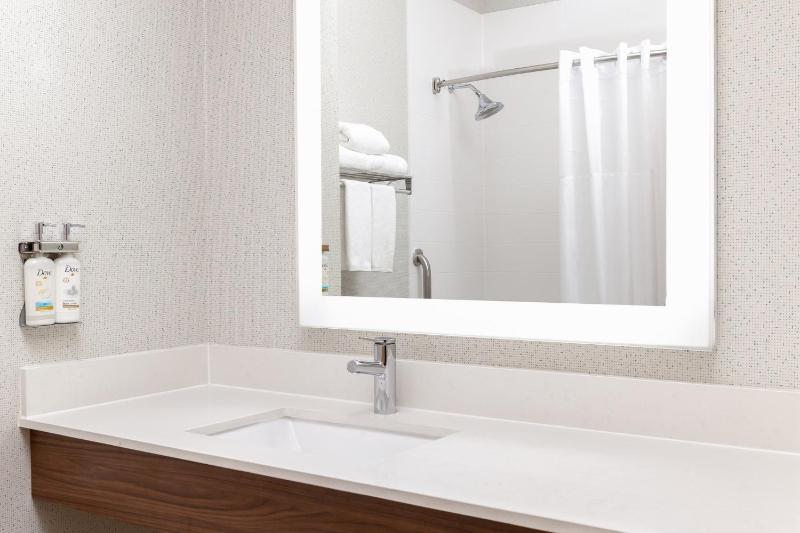 Holiday Inn Express & Suites Las Vegas SW  Spring Valley an IHG Hotel By IHG - image 16