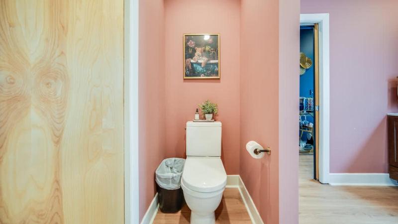 2-Unit Condo in the Vibrant NuLu District - image 44