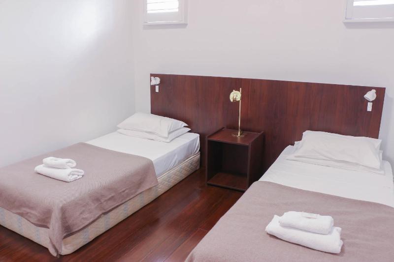 Twin Room image 1