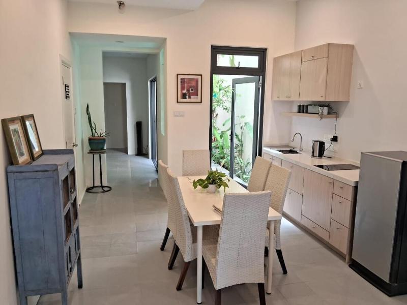 Georgetown vintage garden 5pax 2BR Homestay - image 12