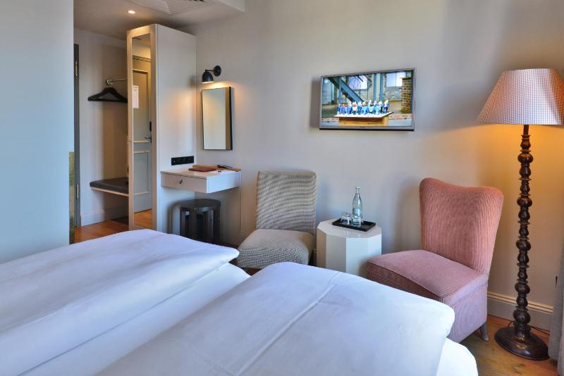 Comfort Double Room image 3