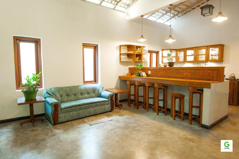 G Manor - image 39