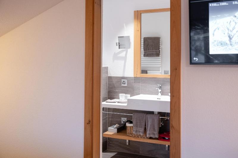 Budget Double Room image 2