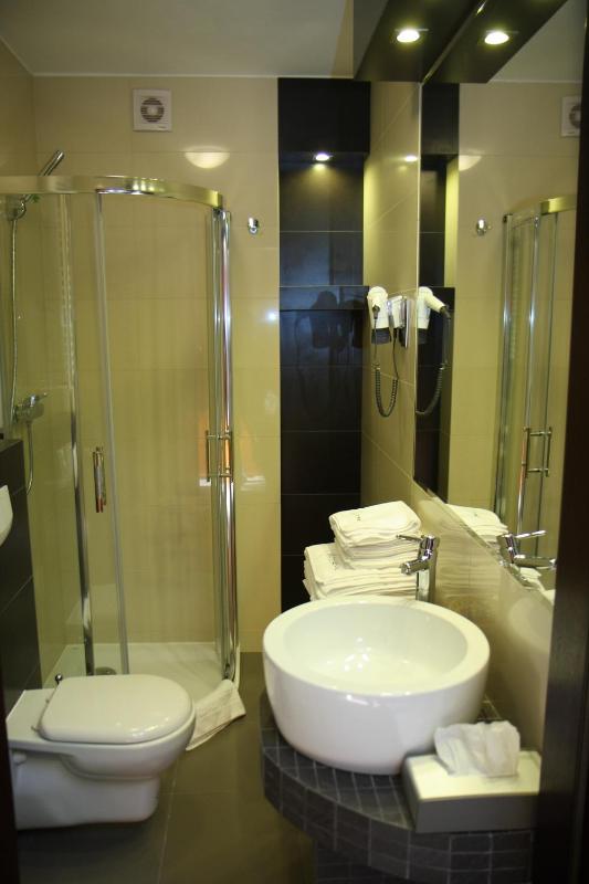 Standard Single Room image 2