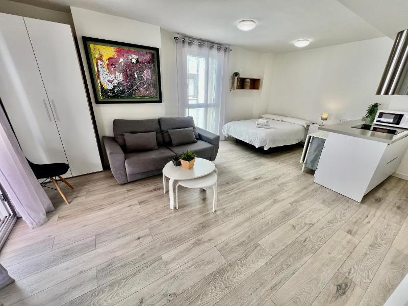 Apartamentos Rincón del Mar - image 2