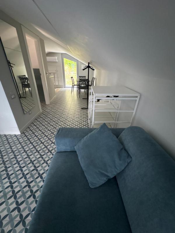 Large Double Room image 4