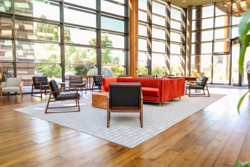 The Orchard Hotel & Restaurant - image 35