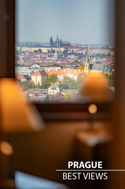 Superior Room with Prague Castle View image 3