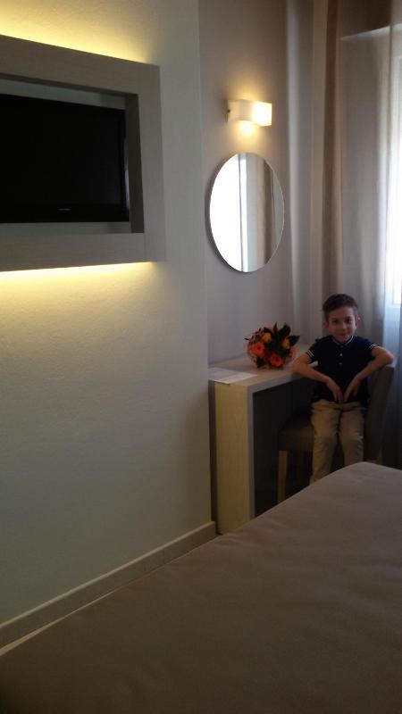 Double Room image 4