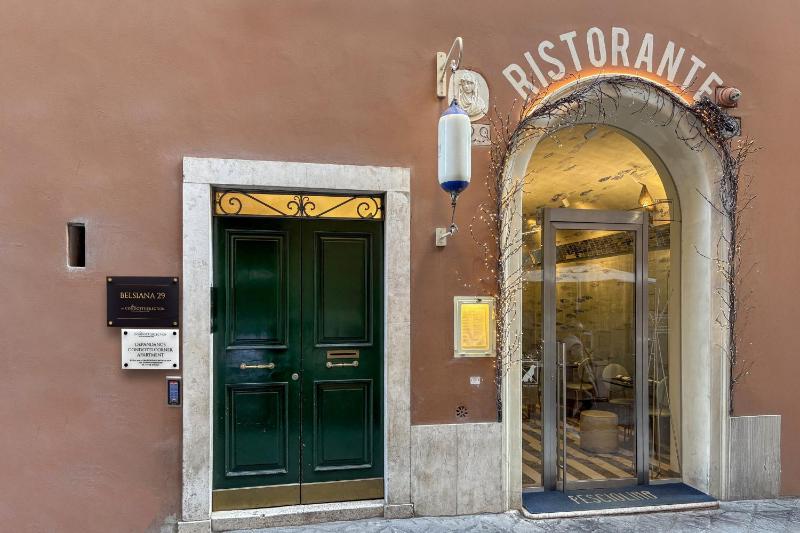 Condotti Corner Apartment Piazza di Spagna - image 6