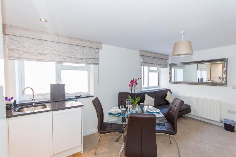 One-Bedroom House image 4