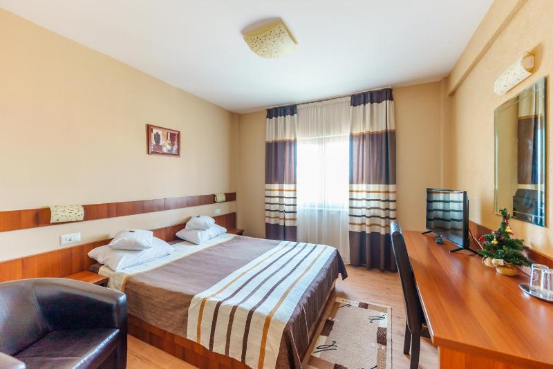 Double Queen Room image 1