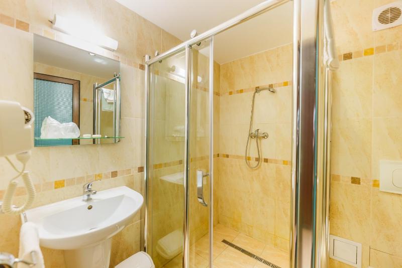 Triple Room image 3