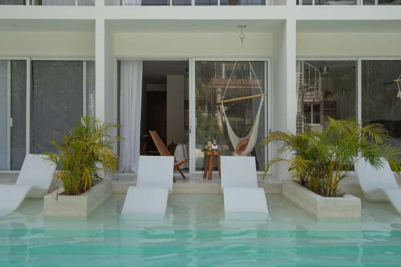 Modern and Stylish Studio in Muuk Tulum - image 35