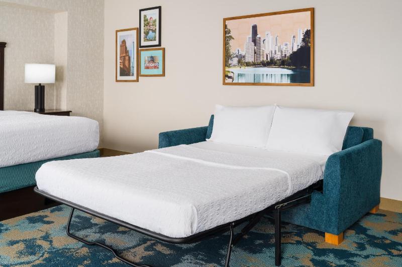 King Room with Sofa Bed and Study - Non-Smoking image 4