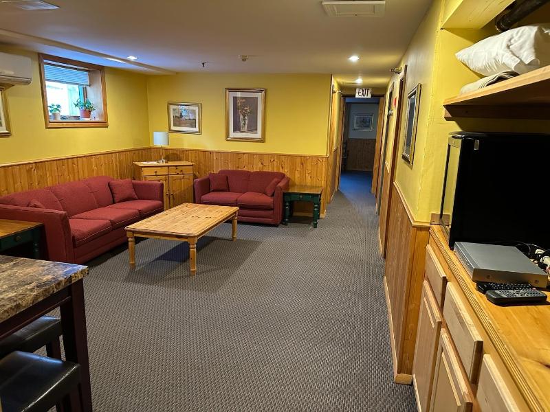 Three-Bedroom Suite image 3