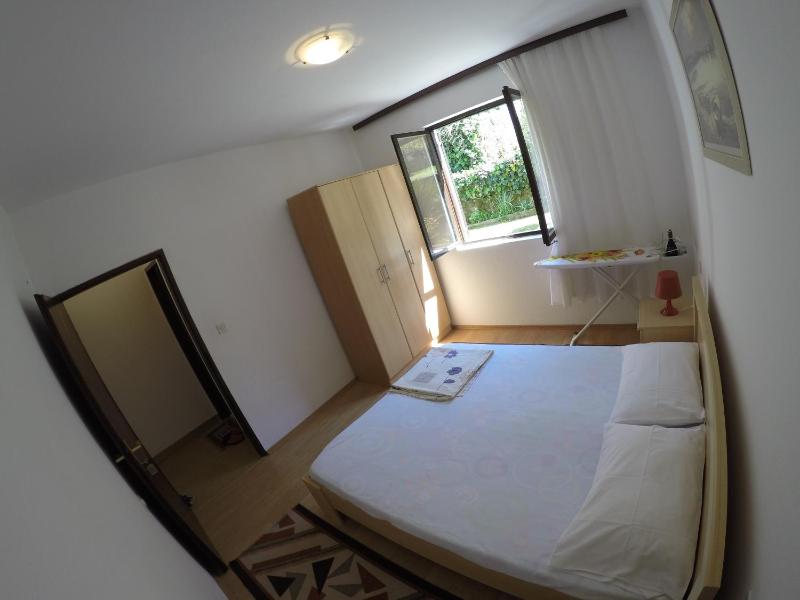 Apartment with Sea View image 3