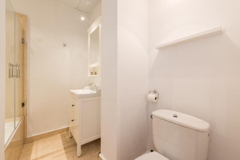 Superior Apartment image 4