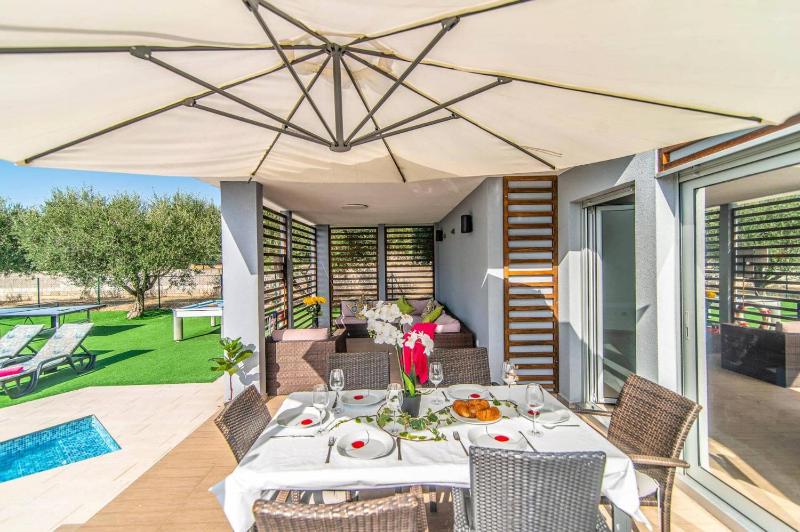 Villa Tammy by Villa Plus - image 19