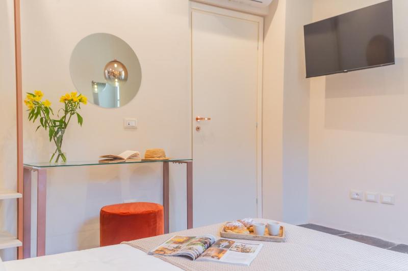 Como Dreams Apartments - Serendipity Suite - image 42