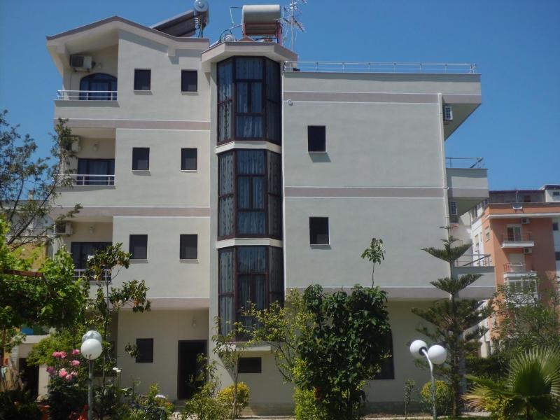 Red Rose Guest House - image 9