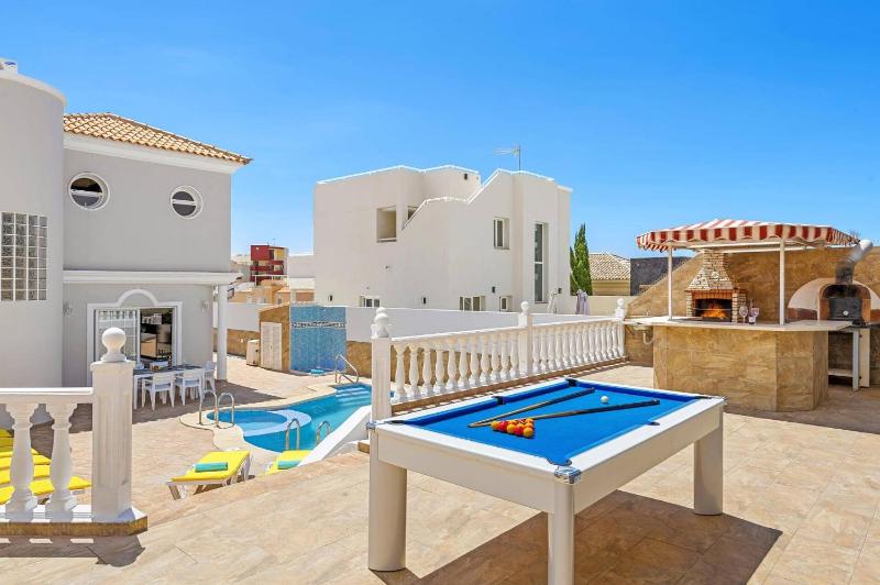 Villa Favorita by Villa Plus - image 20