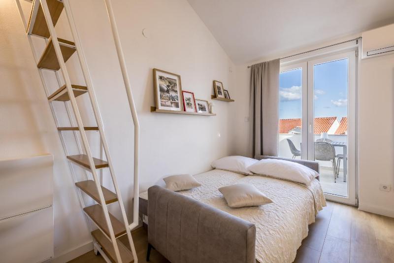 Bolotel Family & Studio Stay - image 4