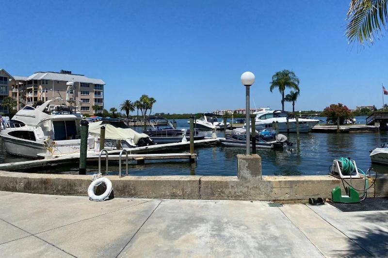 Harbor Tower Gulf Luxe Escape - image 13