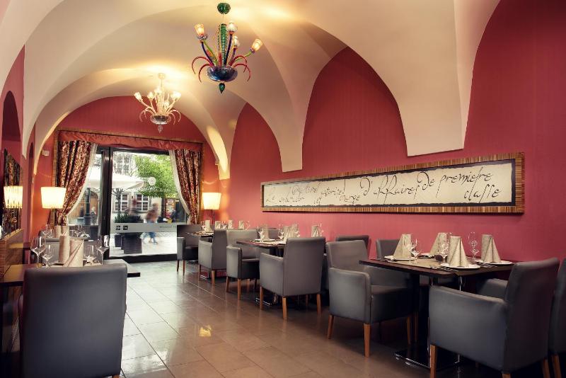 Hotel Ambassador - image 20