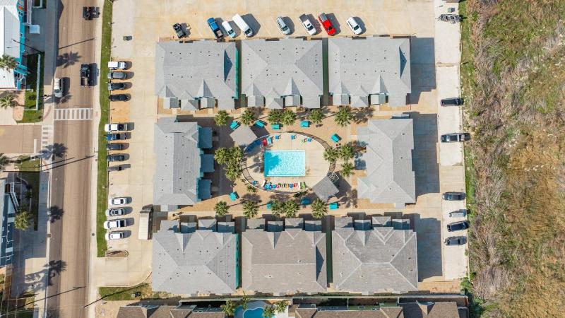 Paradise Azul - Golf Cart & Shuffleboard - image 37