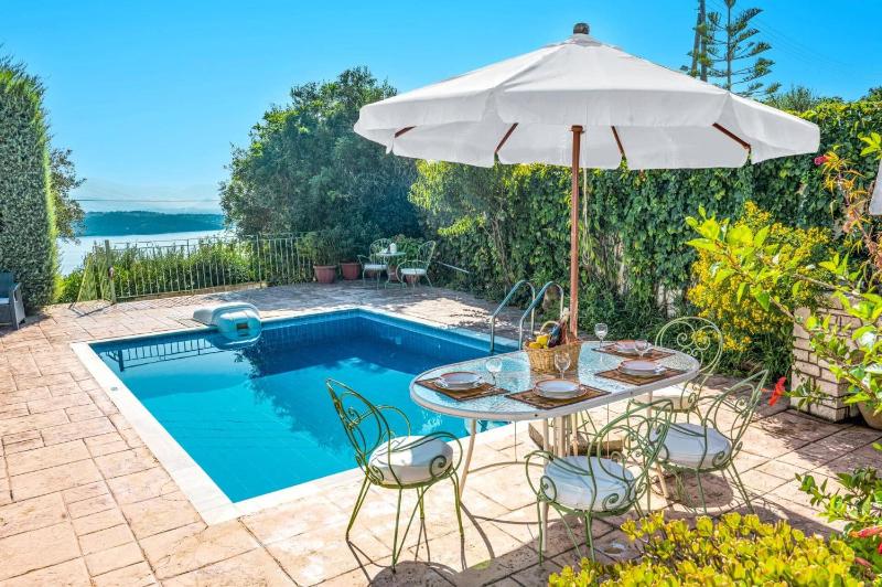 Villa Maistro Cottage by Villa Plus - image 2