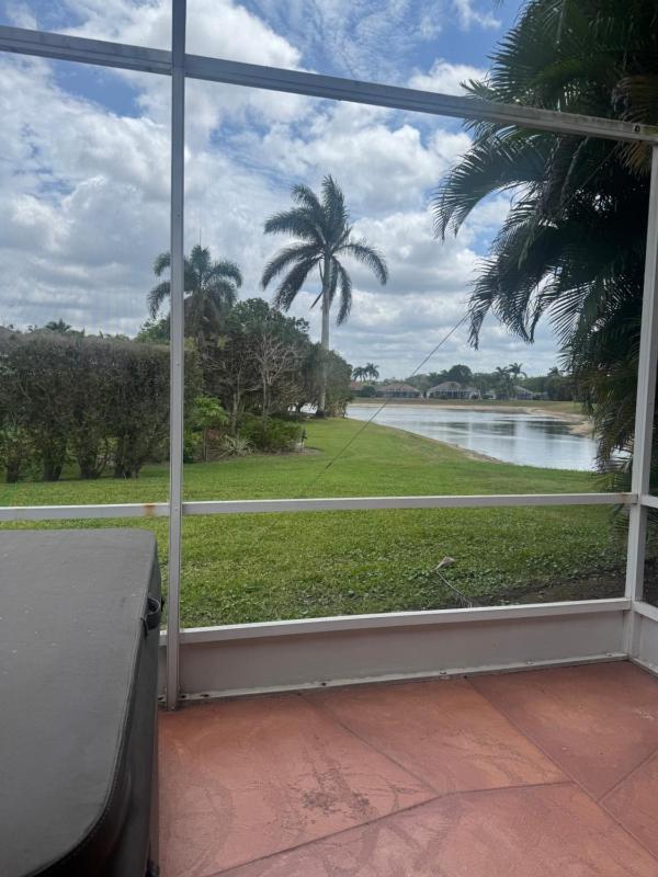 Lake view Naples - image 2