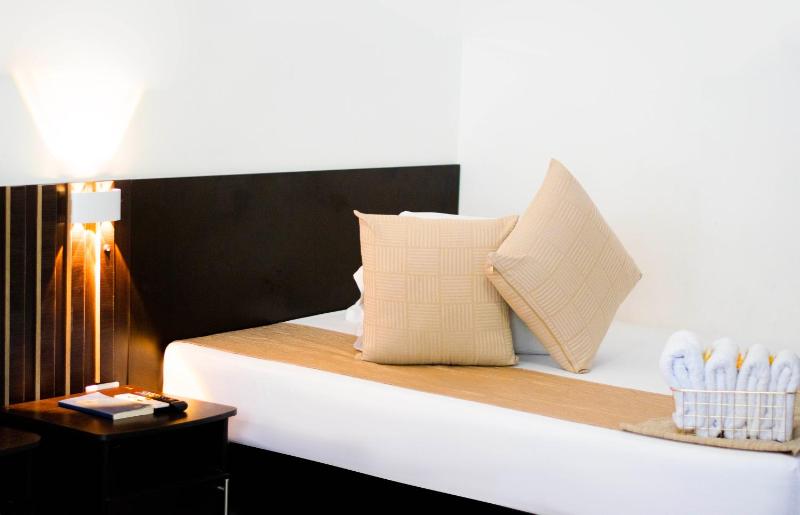 Sixth House Suite - image 10