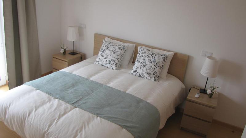 Double Room with Balcony image 4