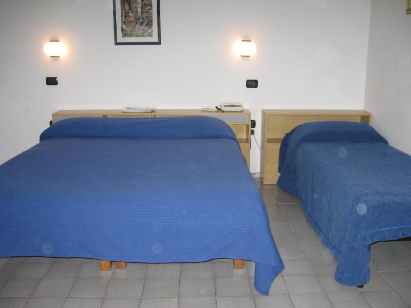Triple Room image 2