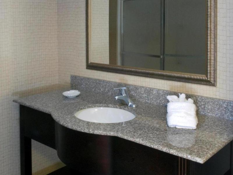 Hampton Inn & Suites Savannah-Airport - image 38